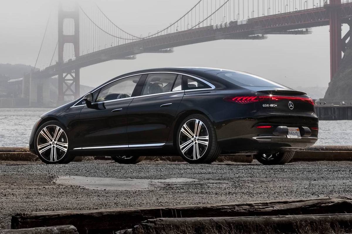 مرسيدس اي كيو اس 2024 سيدان