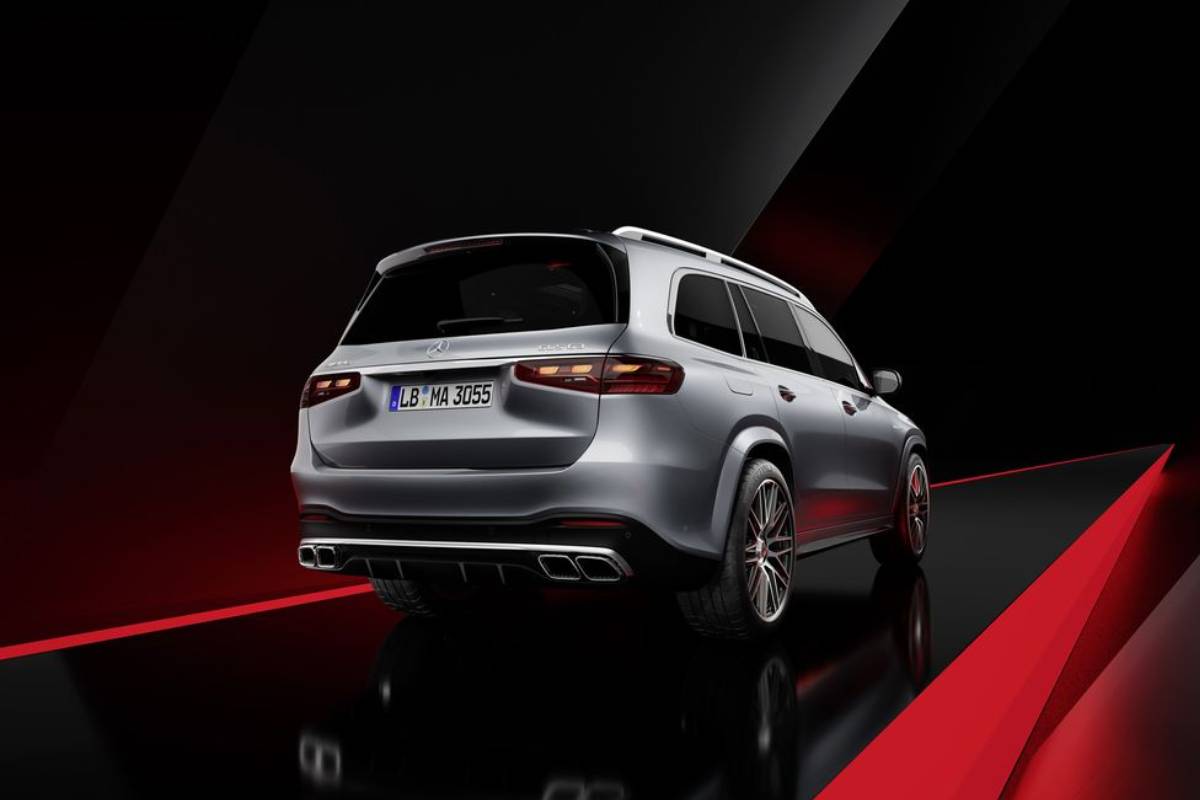 مرسيدس مايباخ جي ال اس 2024