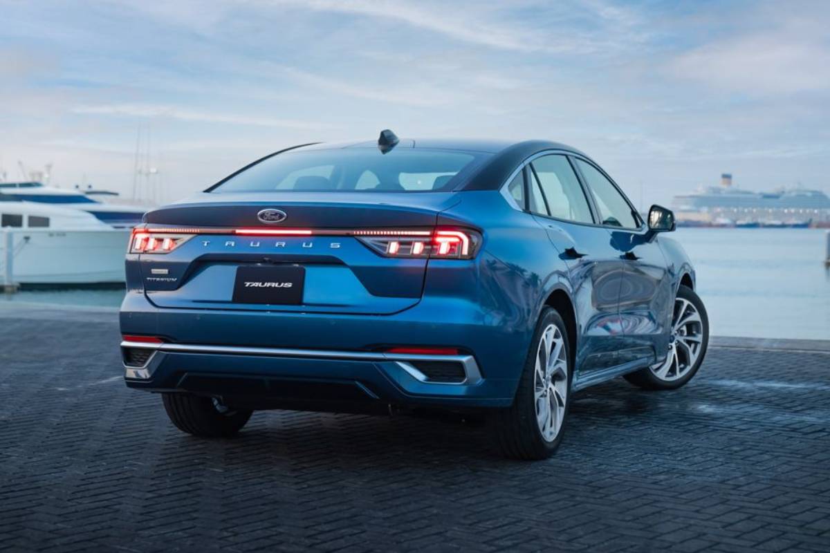 فورد توروس 2024