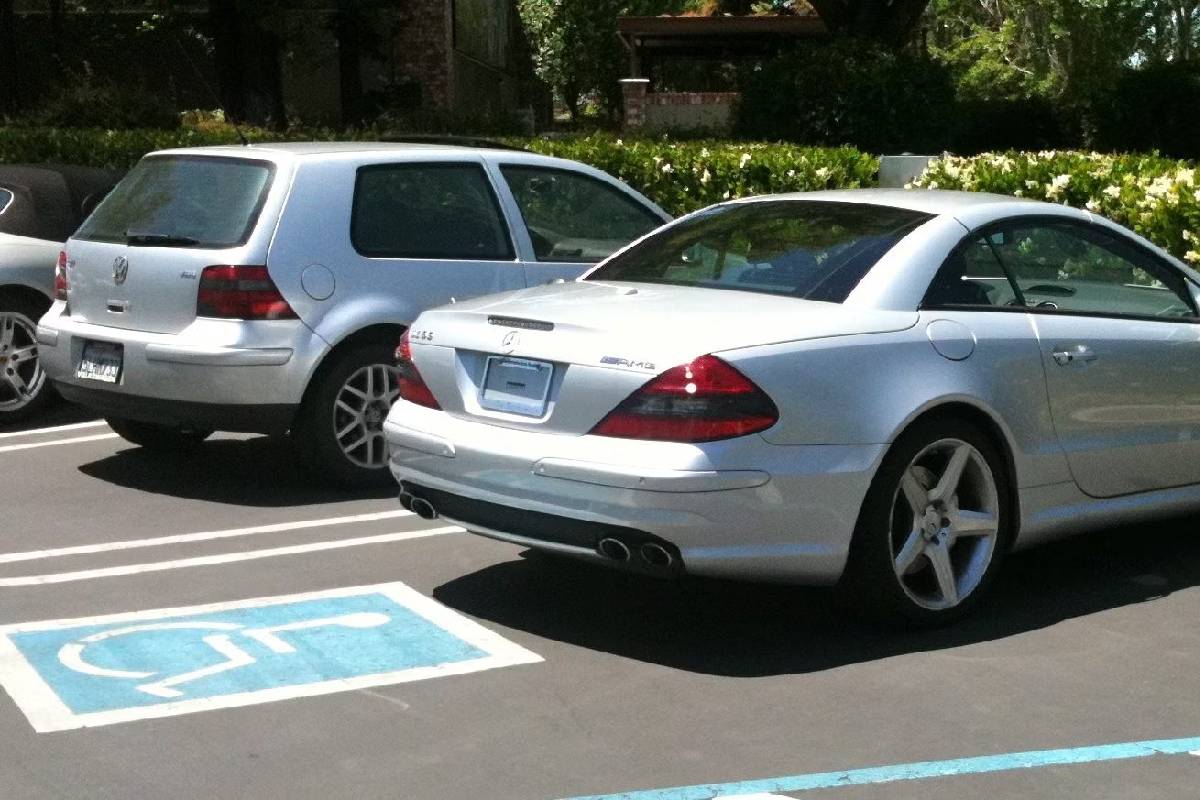 سيارات ستيف جوبز