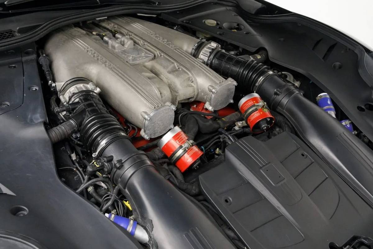 سيارة فيراري