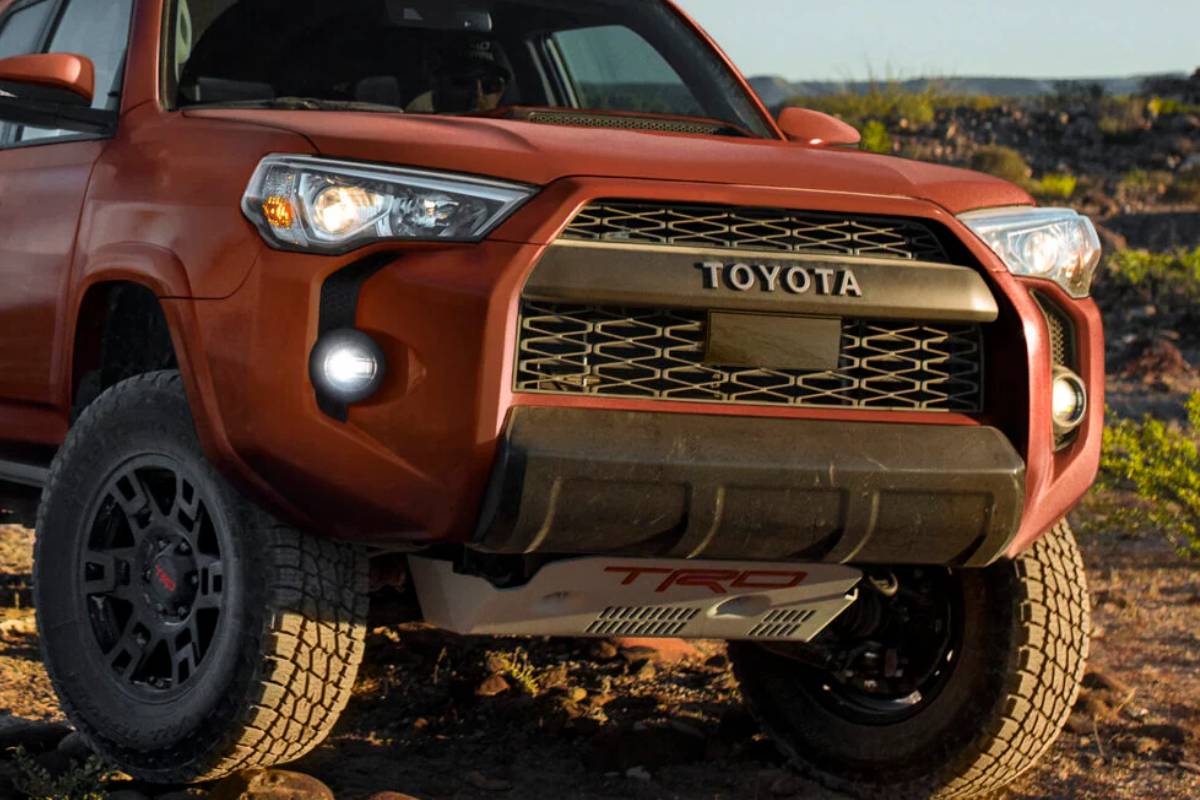 سيارات اس يو في