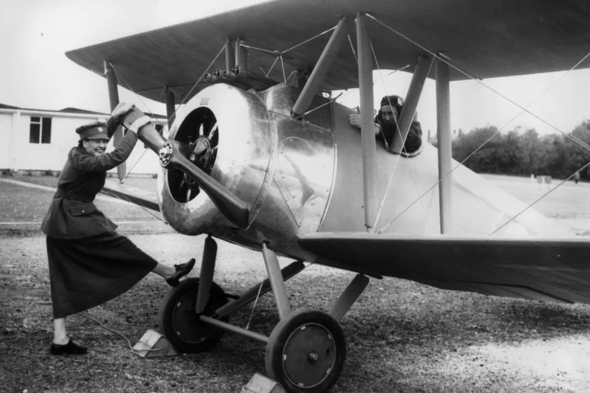 سيارات بنتلي