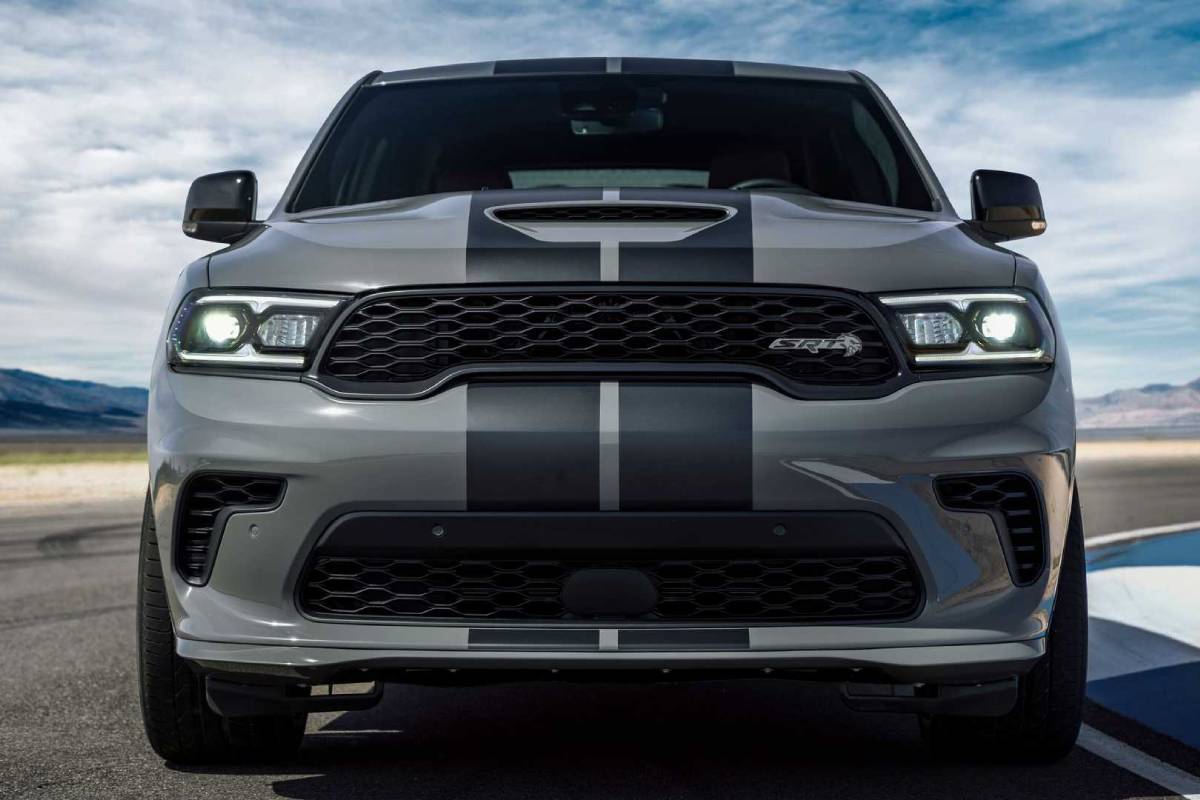 دودج دورانجو اس ار تي هيلكات 2023