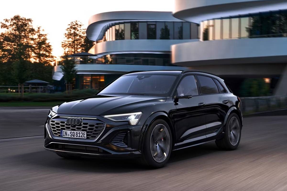 سيارة الامير هاري