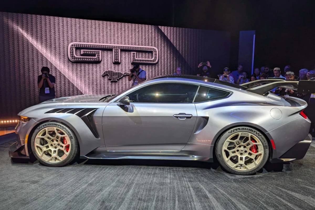 فورد موستنج جي تي دي