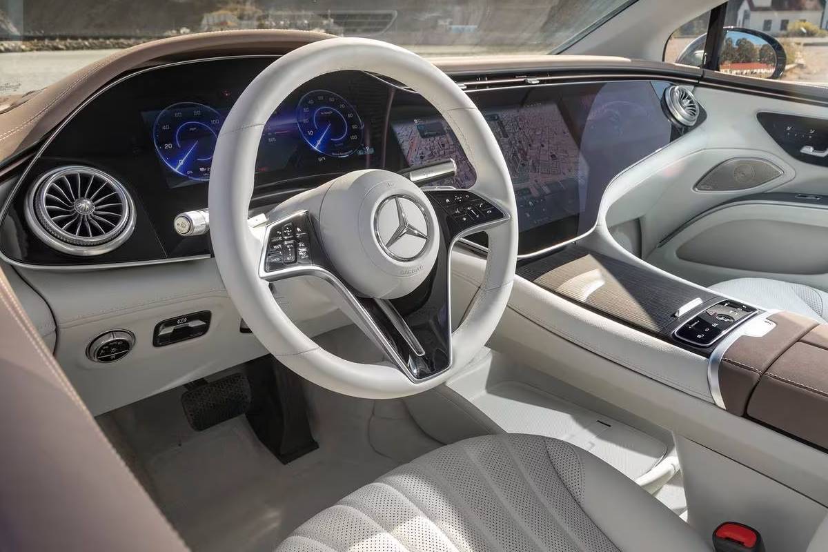 مرسيدس اي كيو اس 2024 سيدان