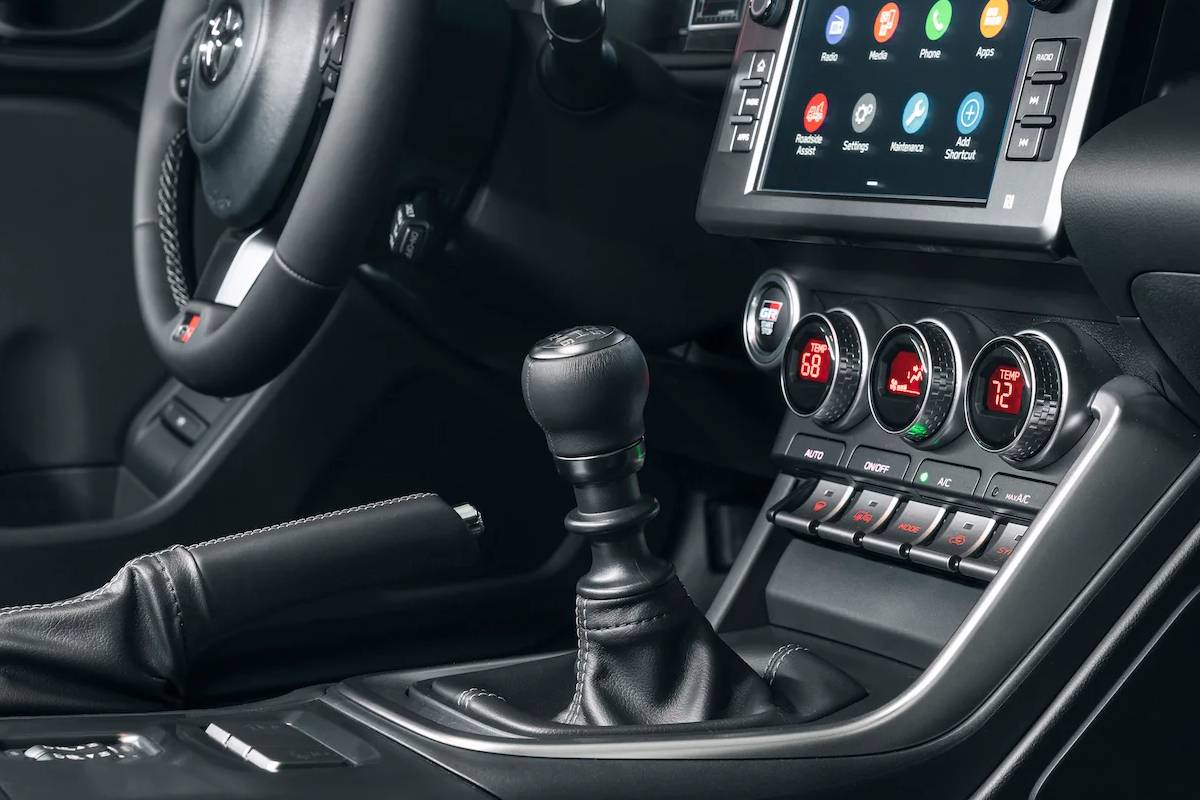 تويوتا جي ار 86 2023