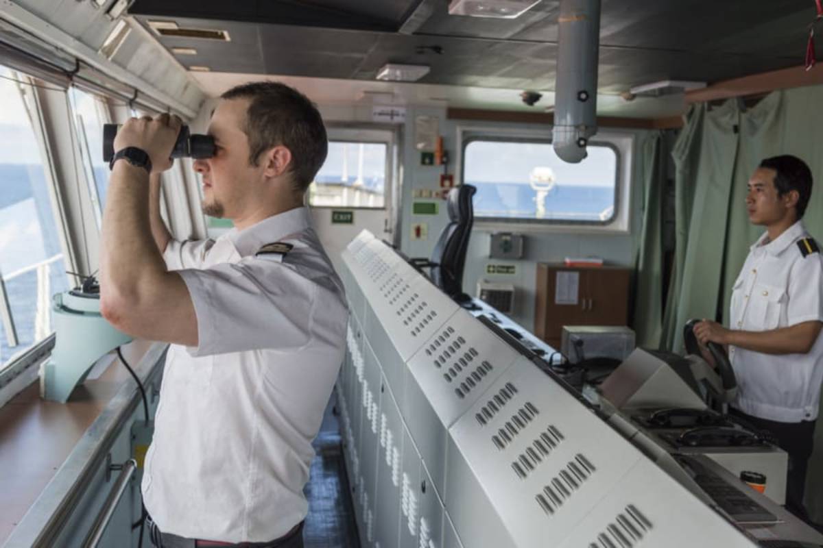 قبطان السفينة