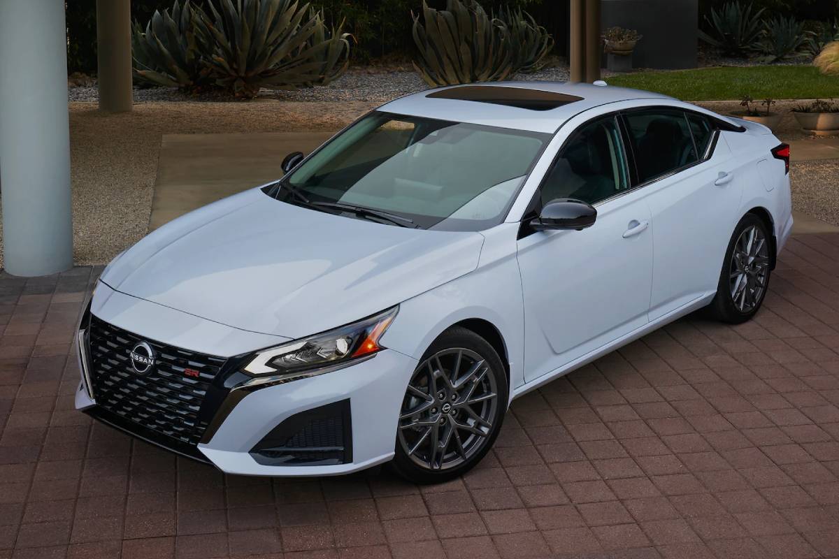 نيسان التيما 2023