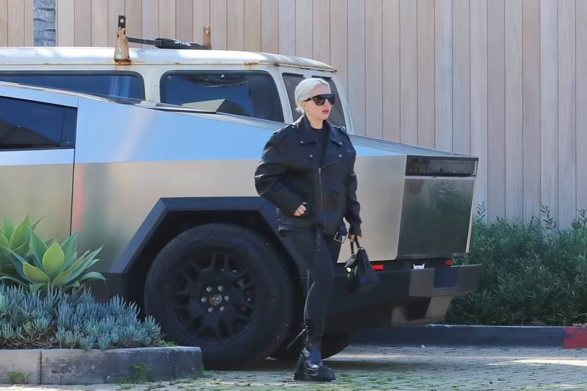 تسلا سايبر تراك