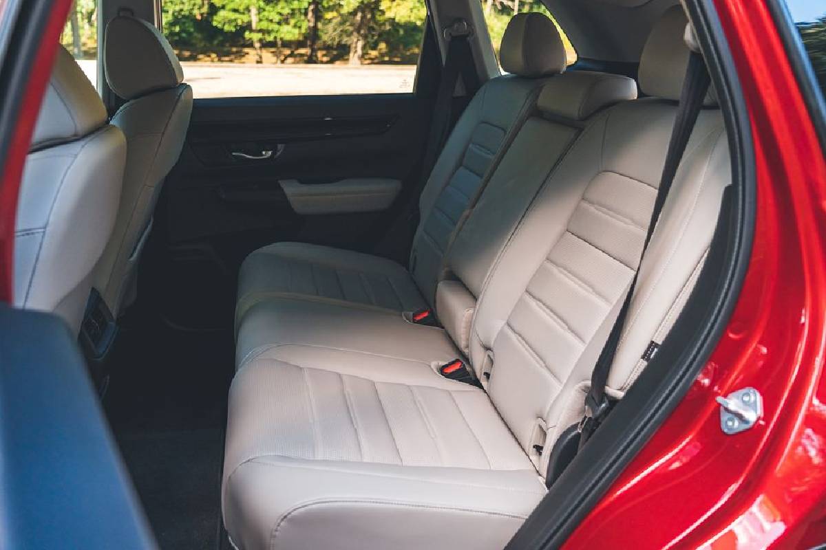 هوندا سي ار في 2024