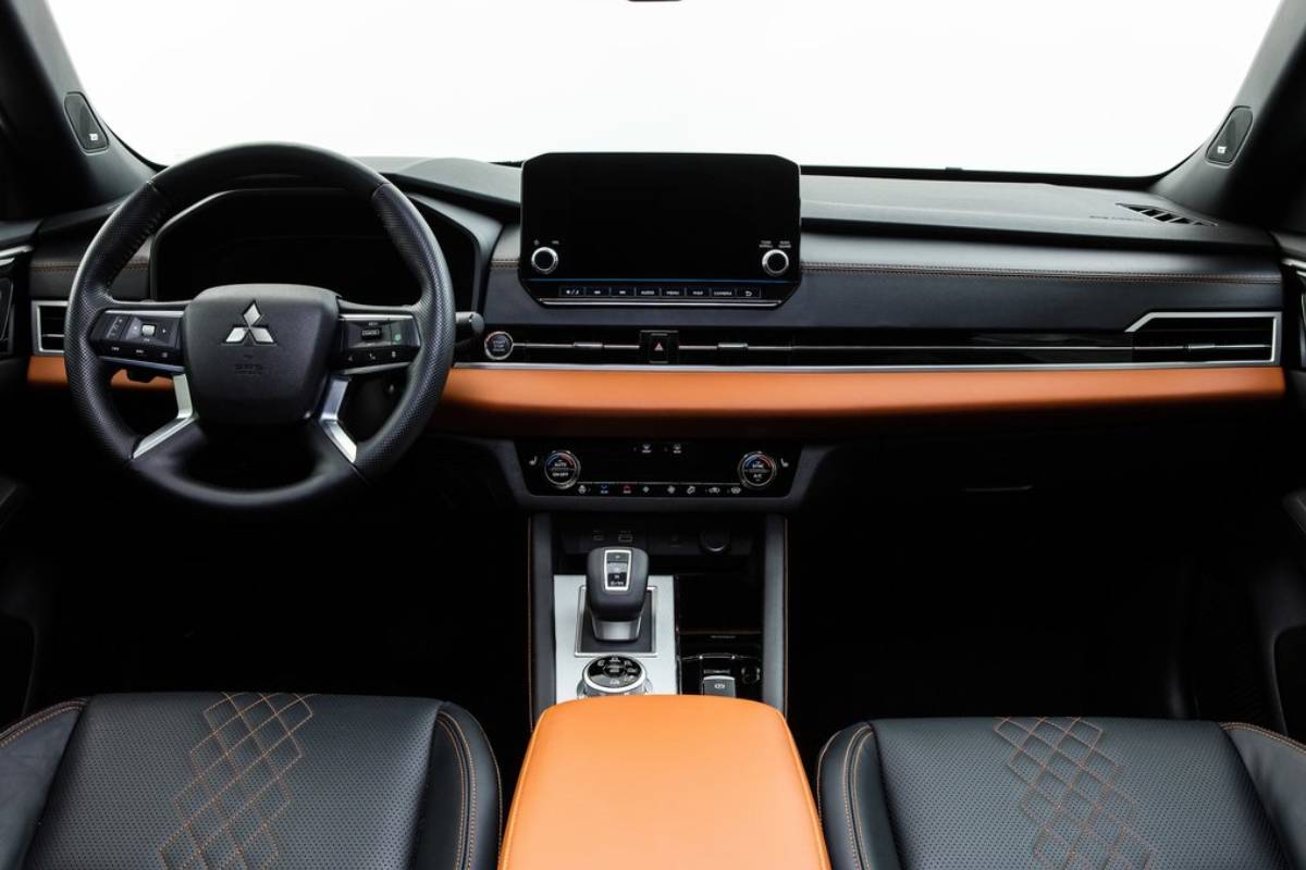 ميتسوبيشي 2023