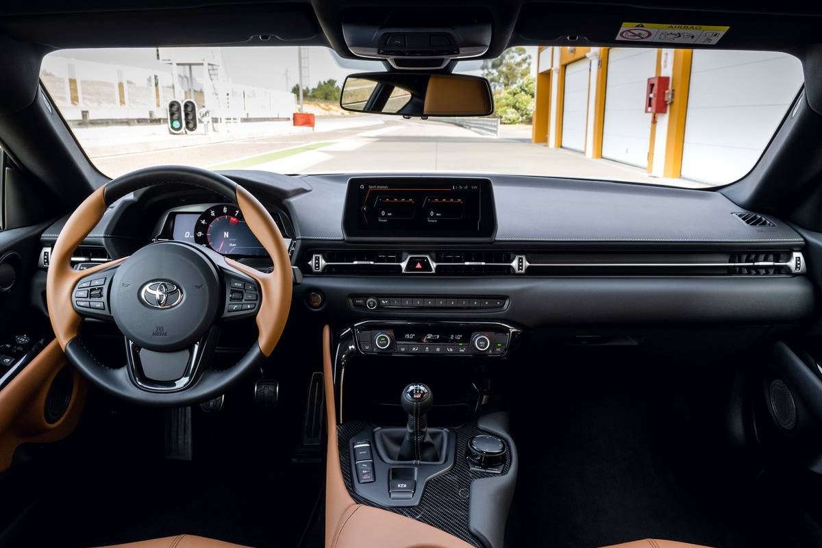 سيارات رياضية