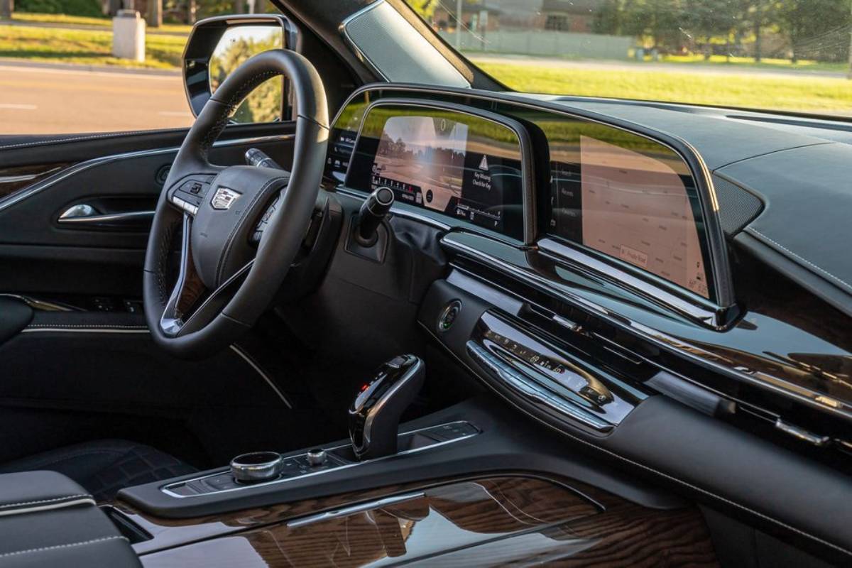 كاديلاك اسكاليد