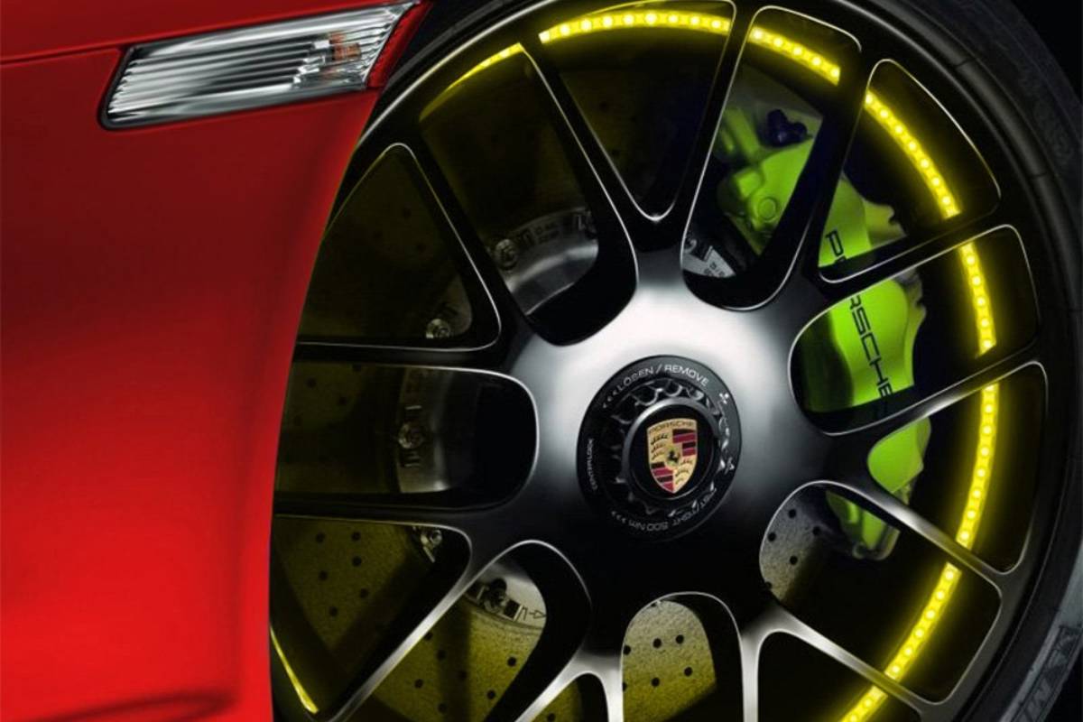 زينة سيارات