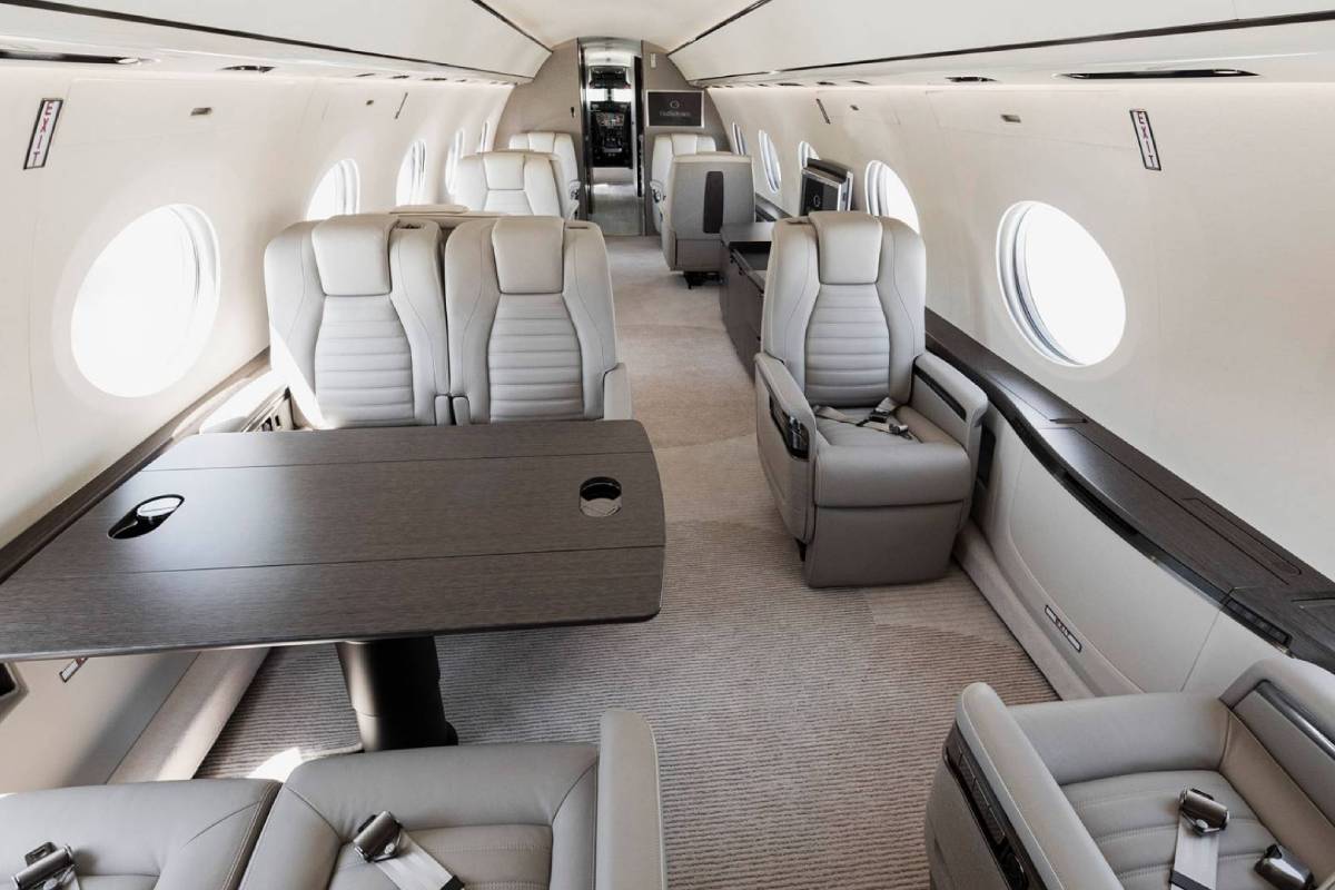 طائرة ايلون ماسك