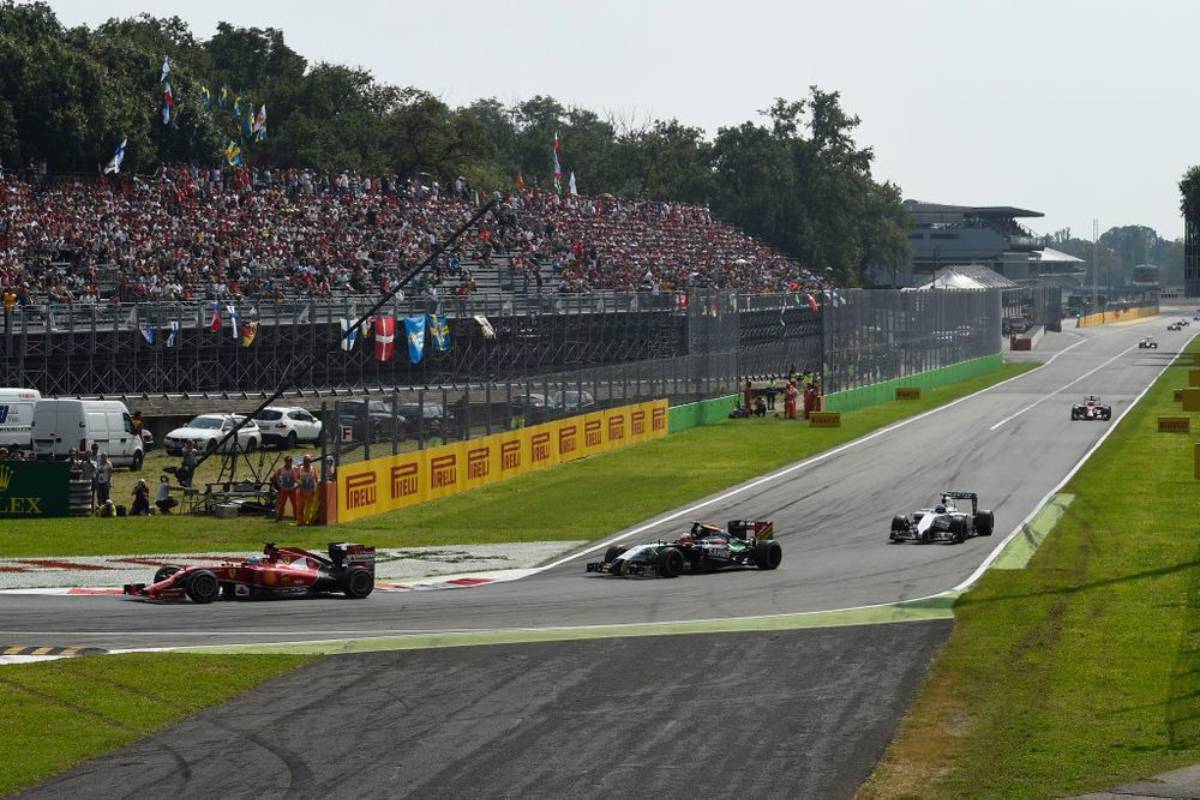 حلبة سباق سيارات