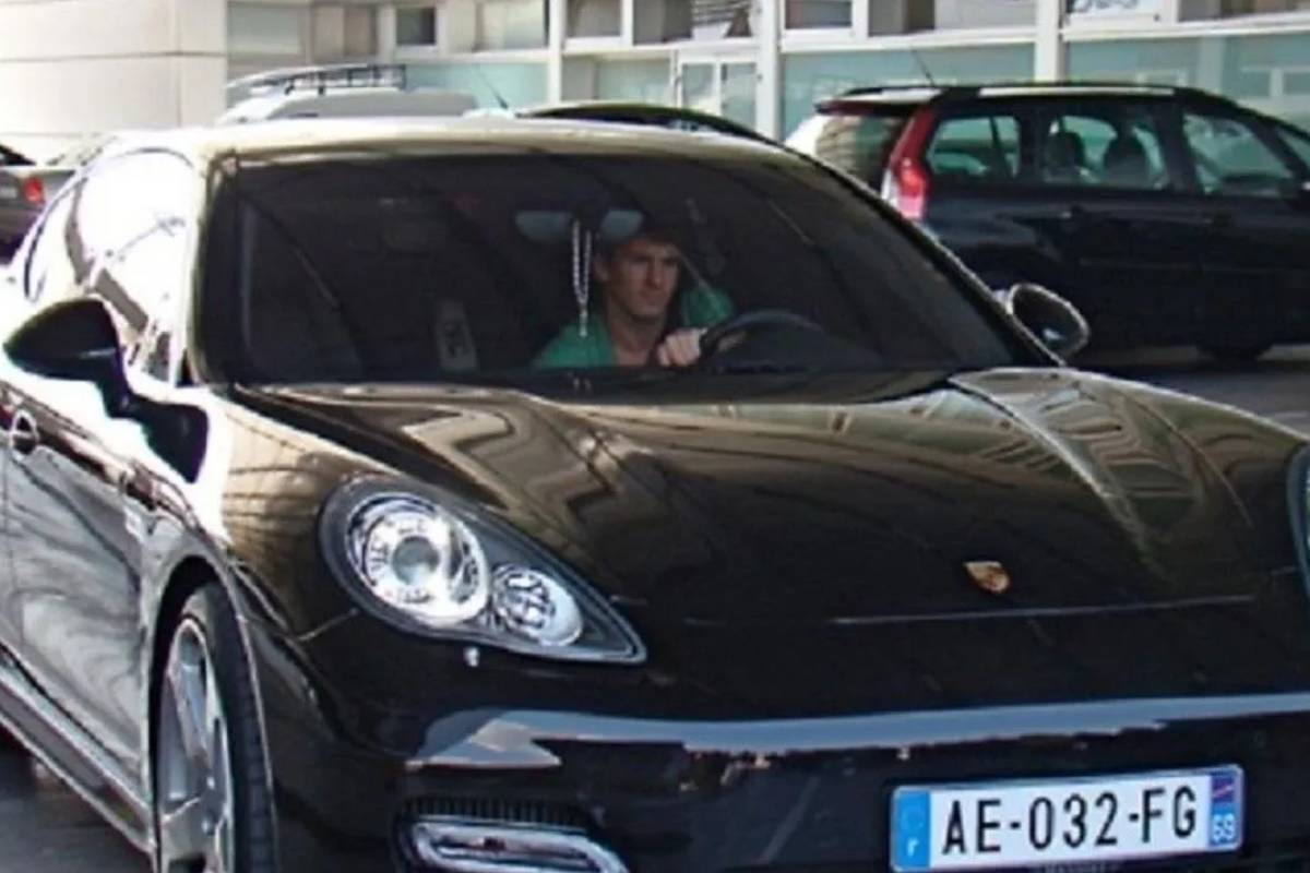 سيارات لاعبو كرة القدم