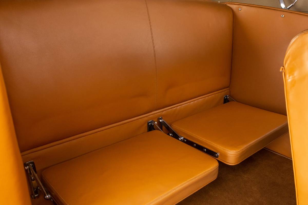 كاديلاك سيكستين