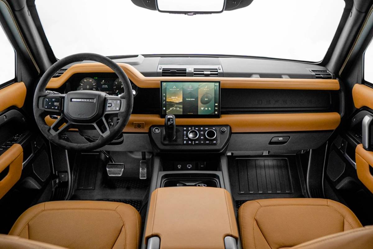 لاند روفر ديفندر معدلة