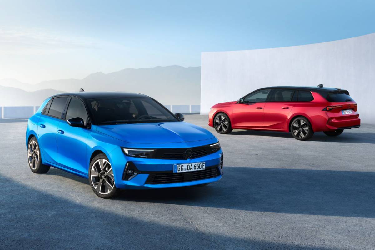 اوبل استرا الكهربائية