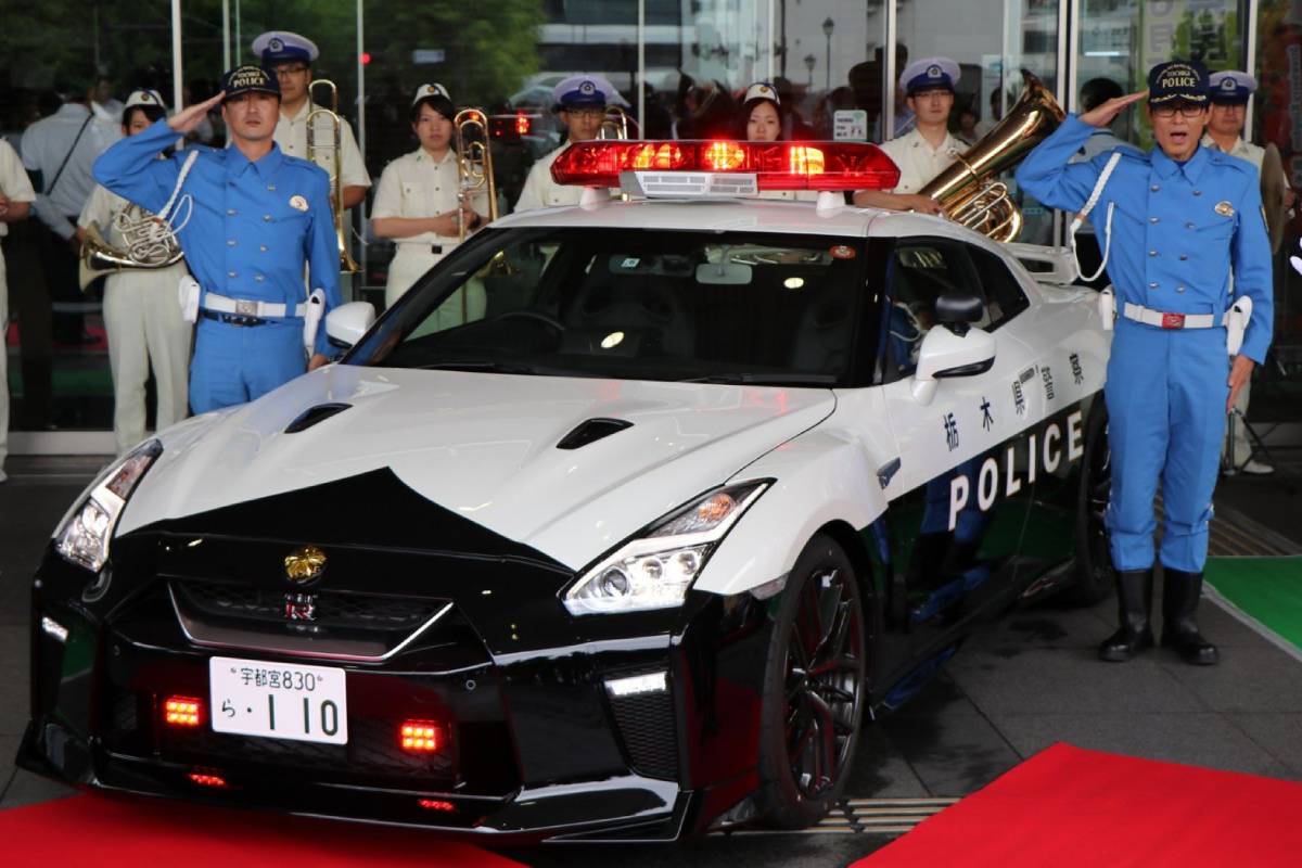 سيارات شرطة