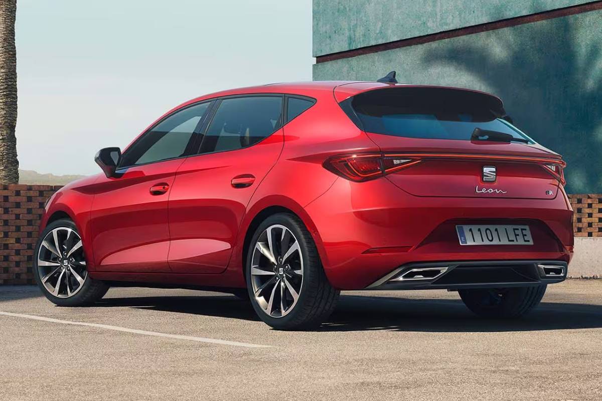 سيارات اس يو في