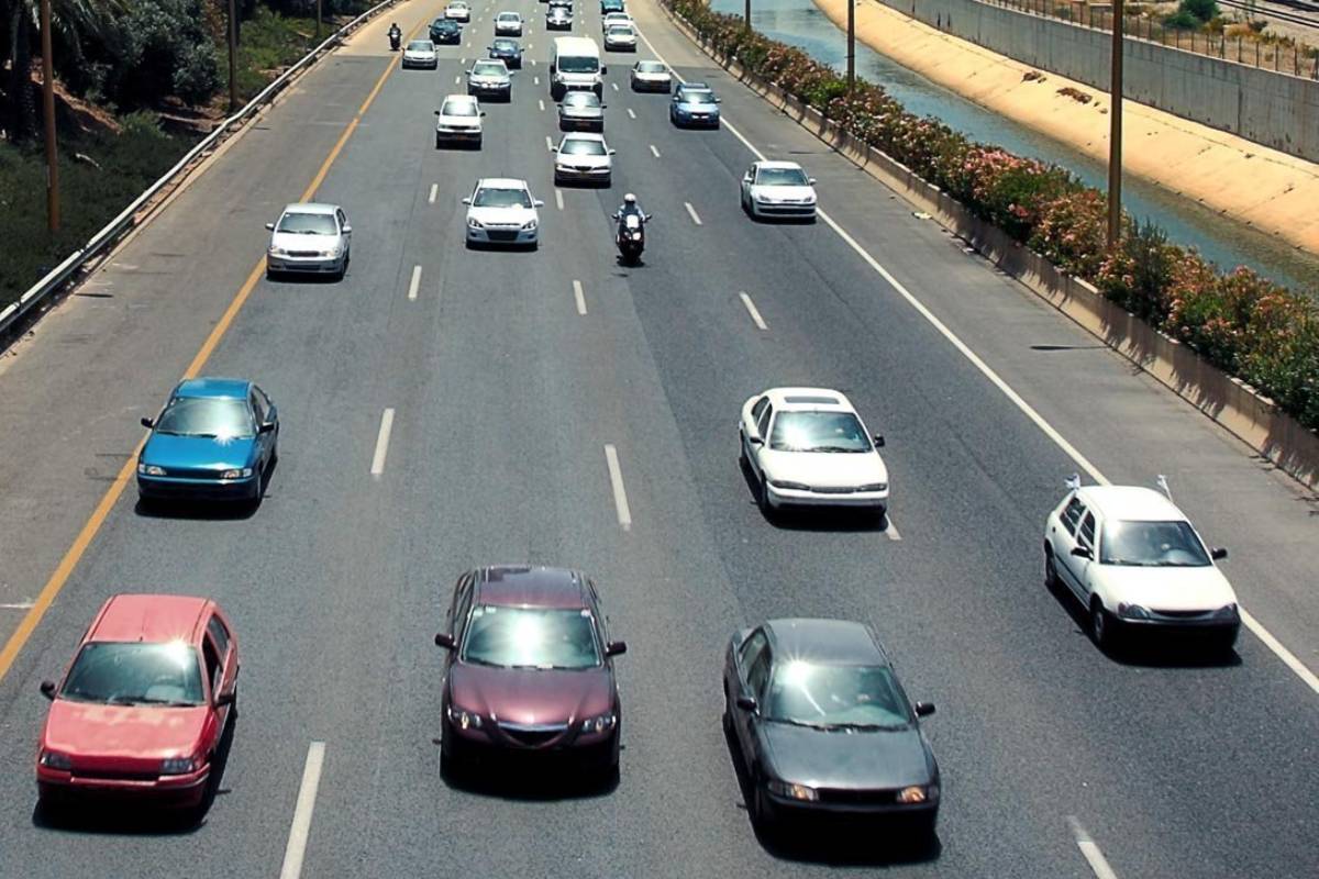 عدد السيارات