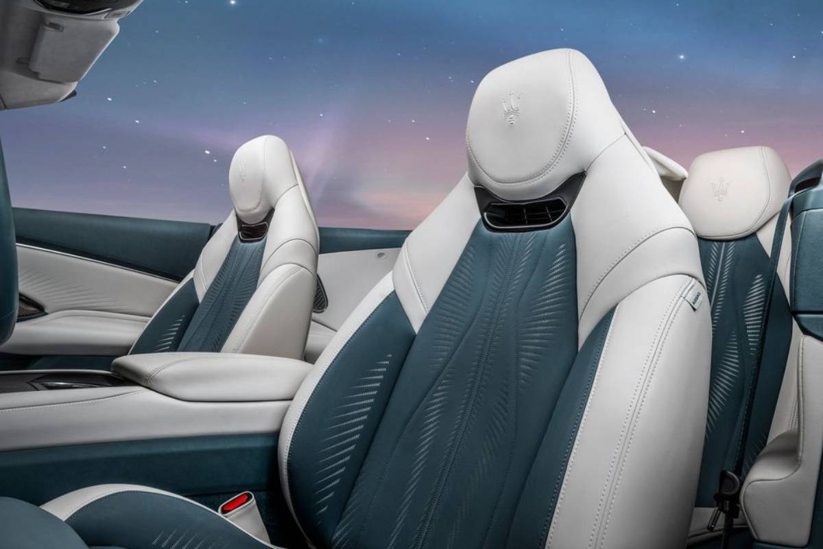 مازيراتي جران كابريو فولجوري 2025