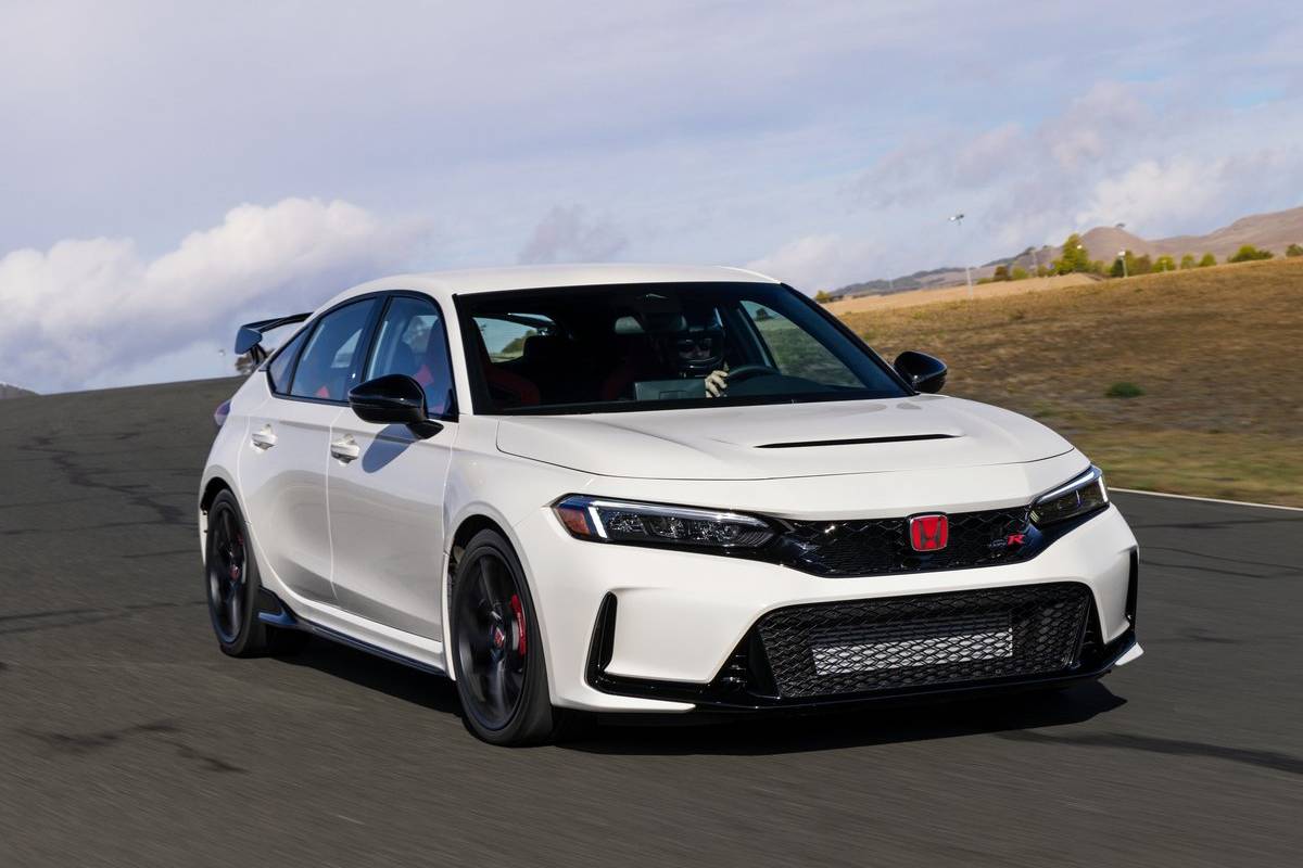 سيارات رياضية