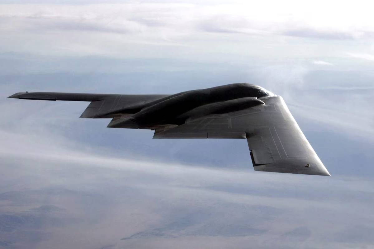 طائرات عسكرية