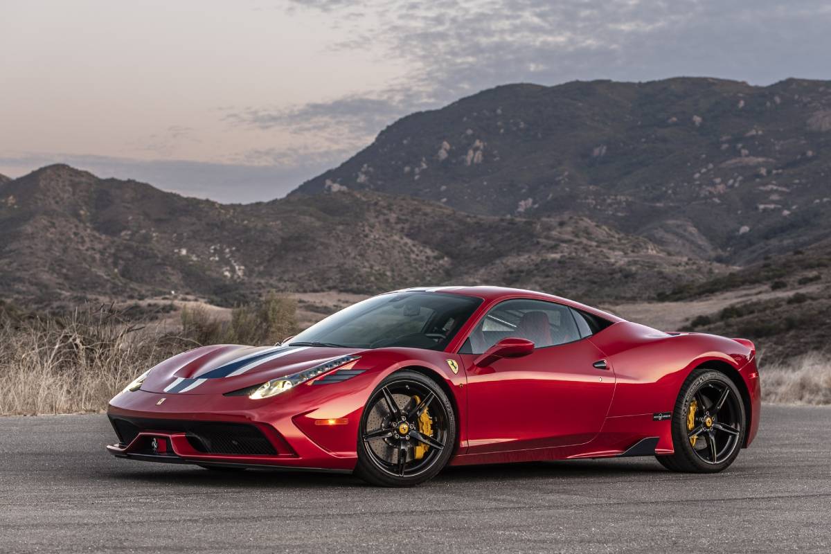 سيارات جيمس ماي