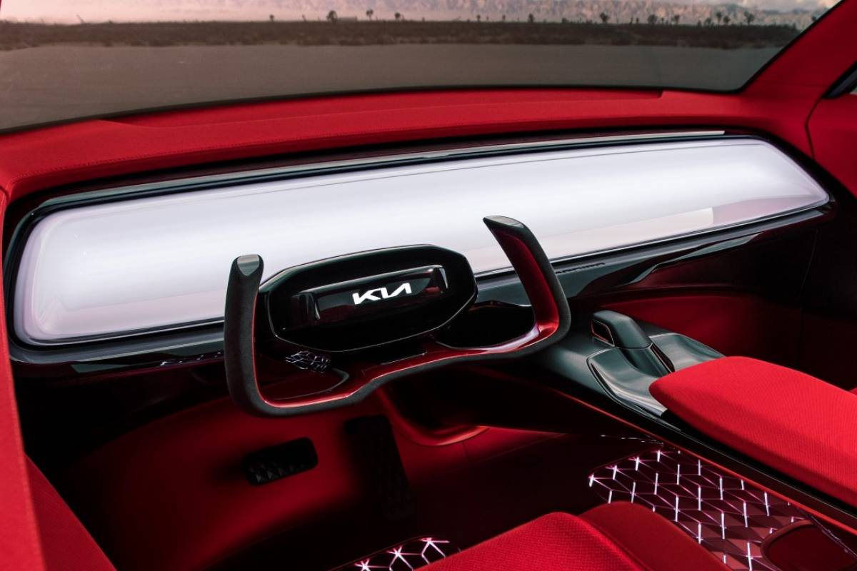 سيارة كيا صغيرة