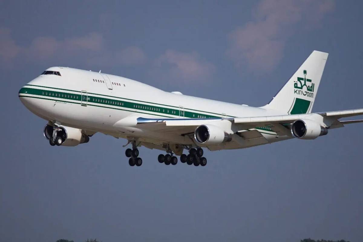 طائرة فريق الهلال