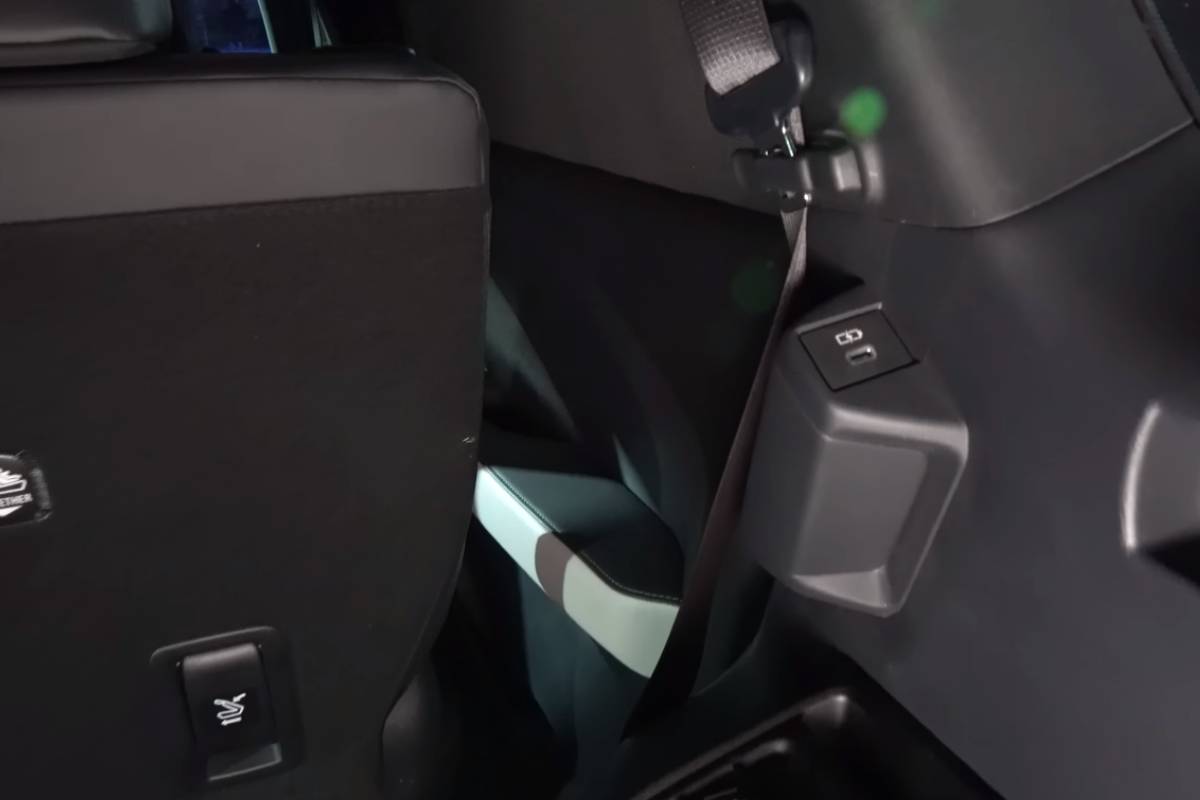 لكزس تي اكس 2024