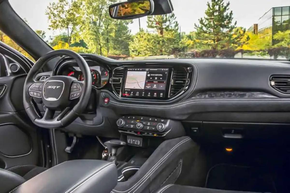 دودج دورانجو اس ار تي هيلكات 2023