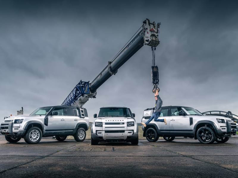 لاندروفر ديفندر