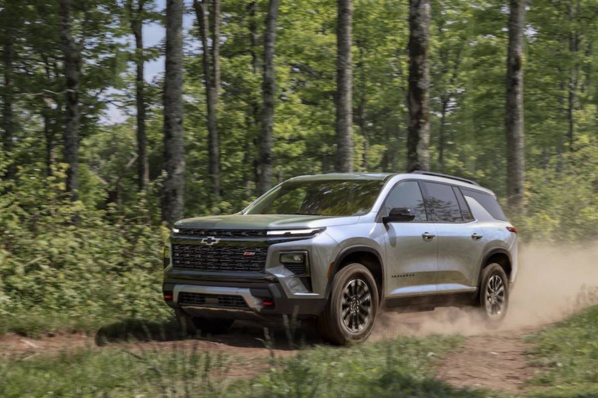 شيفروليه ترافيرس 2024