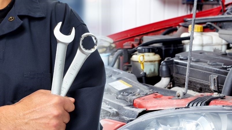 صيانة السيارة