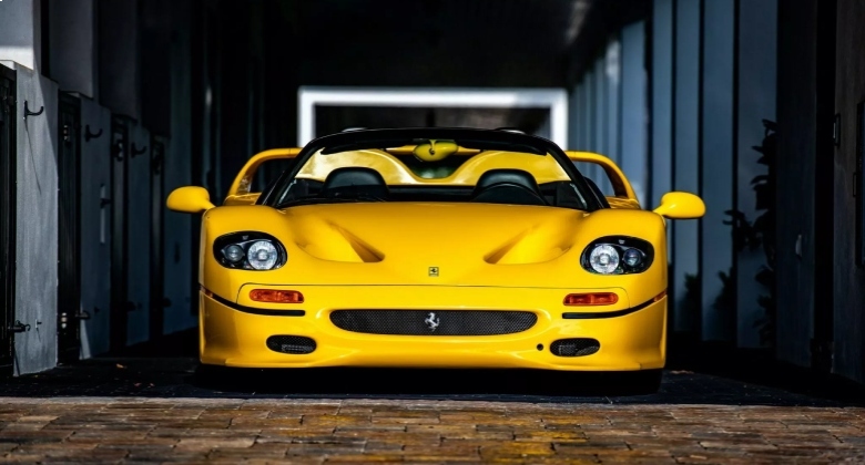 فيراري رالق لورين خارجي