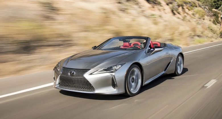 لكزس ال سي اداء