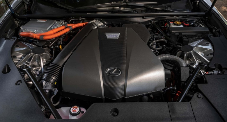 لكزس ال سي محرك