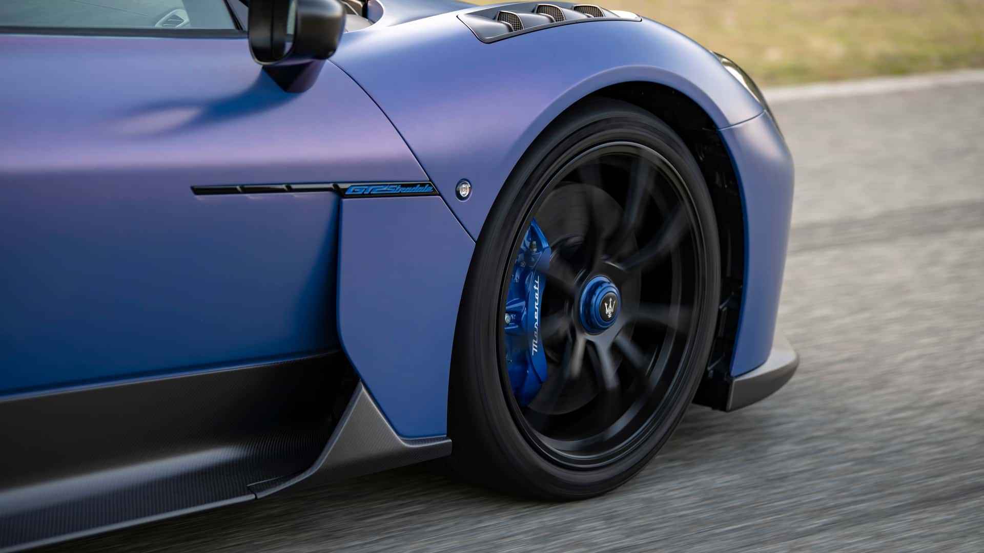 مازيراتي سيارة جي تي 2 سترادال