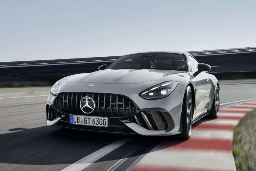 مرسيدس ايه ام جي جي تي 63 برو