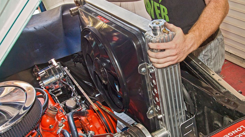 تعديل السيارة