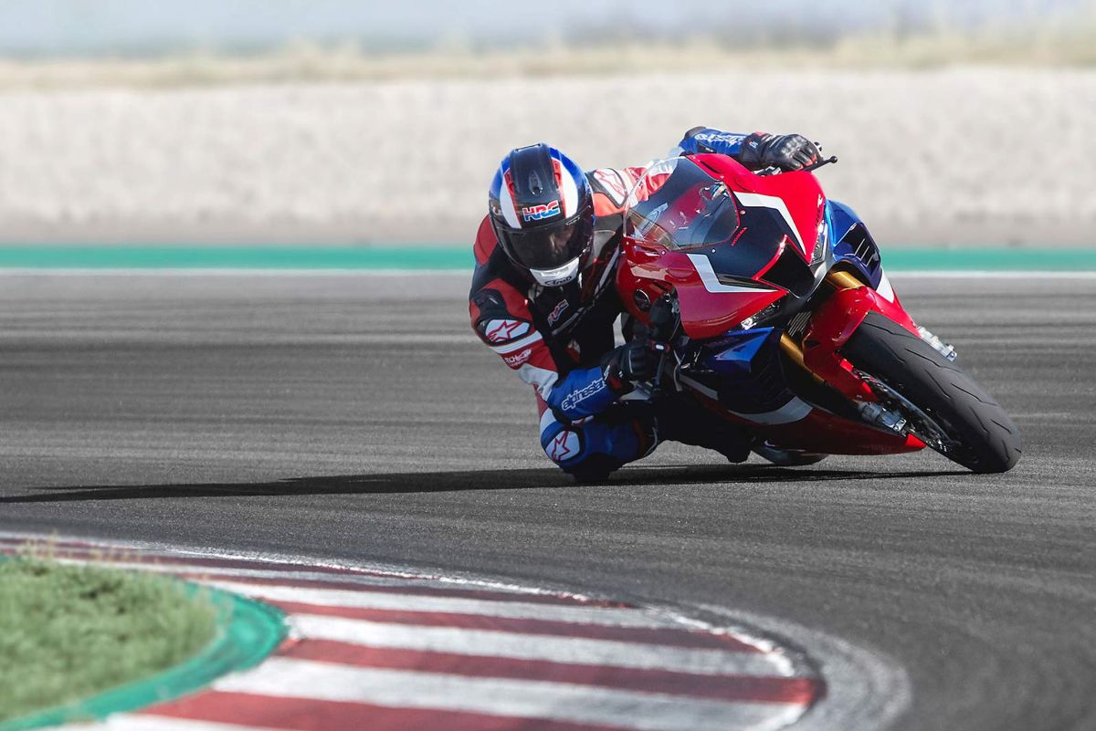 هوندا CBR1000RR-R