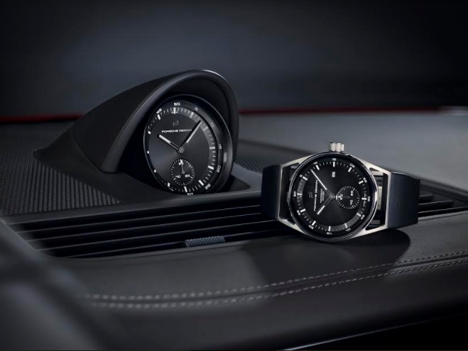 ساعة بورشه باناميرا