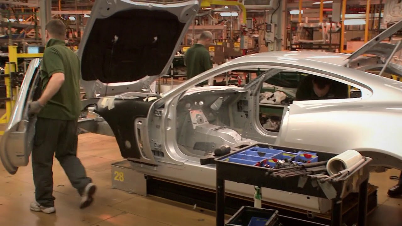 جاكوار سيارة