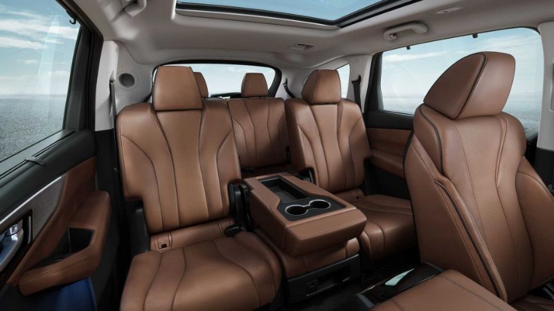 اكيورا MDX 2022